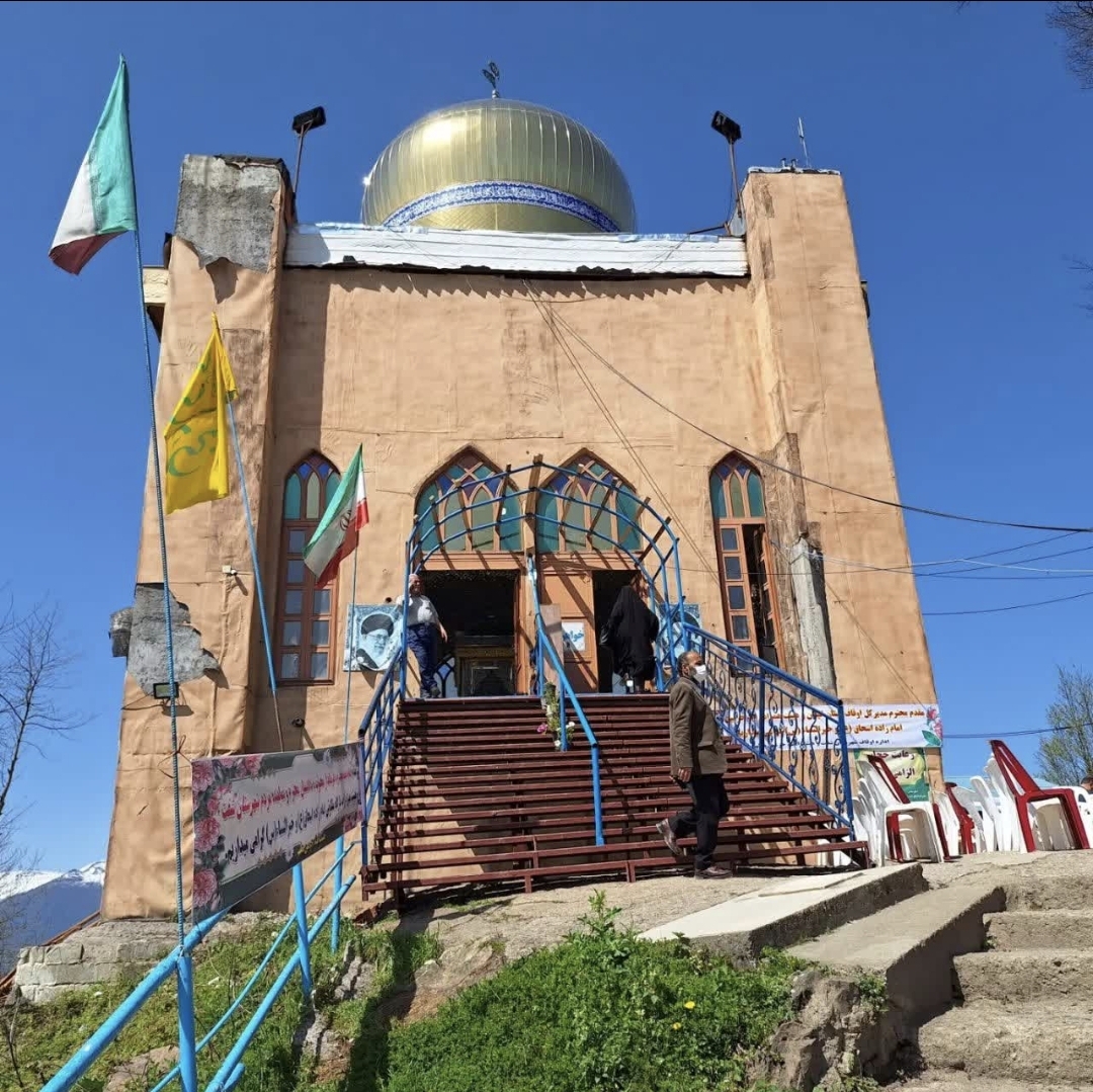 آیین افتتاح آینه کاری، سنگ کاری و نصب گنبد حرمین مطهر امامزاده اسحاق(ع) و خیرالنساء(س)