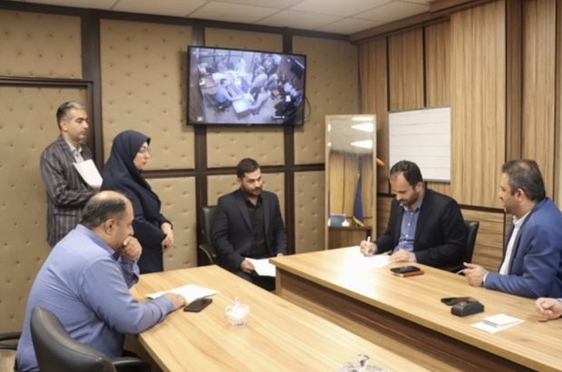 مردم با شهردار رشت در منطقه ۵ شهری دیدار کردند