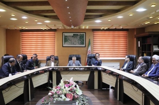 برگزاری نشست مشترک رییس، اعضای شورای اسلامی و شهردار رشت با مسئول بسیج اصناف استان گیلان