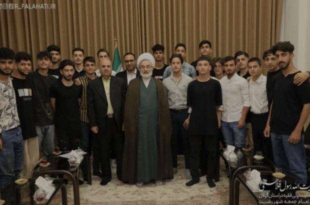 دفتر امام جمعه رشت خانه جوانان و ورزشکاران است/اهمیت حفظ اخلاق در ورزش فوتبال دفتر امام جمعه رشت خانه جوانان و ورزشکاران است/اهمیت حفظ اخلاق در ورزش فوتبال