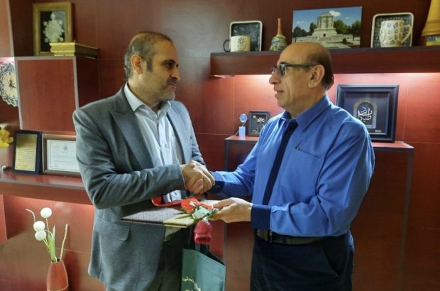 کارآفرینی ، اندیشه و سرمایه گذاری کارفرمایان موتور محرکه و ابزاری کارآمد در توسعه اقتصادی کشور است