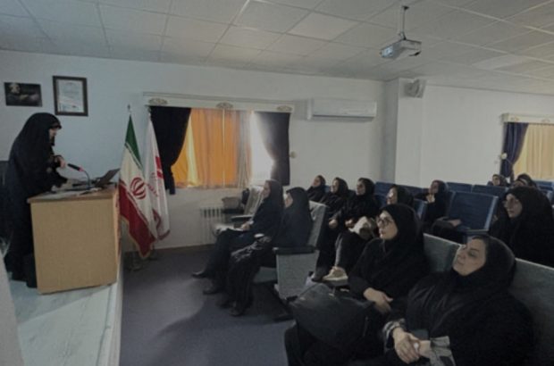 برگزاری کارگاه آموزشی کرامت زن و نمایشگاه عفاف و حجاب برگزاری کارگاه آموزشی کرامت زن و نمایشگاه عفاف و حجاب