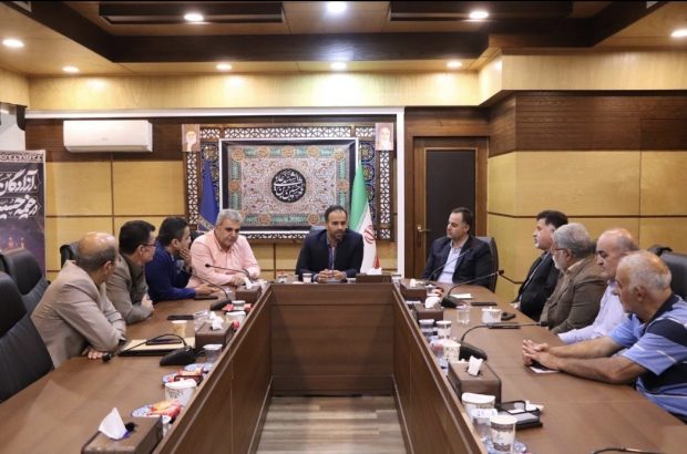 برگزاری جلسه هم اندیشی معتمدین خطوط تاکسیرانی با اعضای شورای اسلامی و شهردار رشت