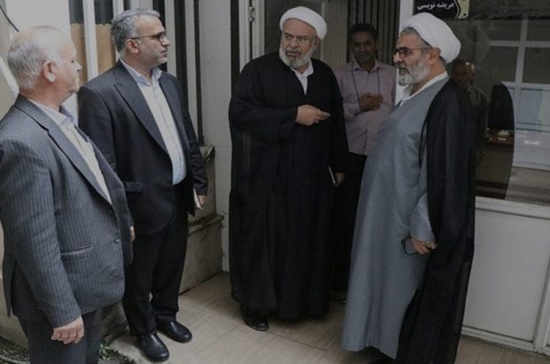 بازدید سرزده رییس کل دادگستری استان گیلان از دادگاه خانواده رشت