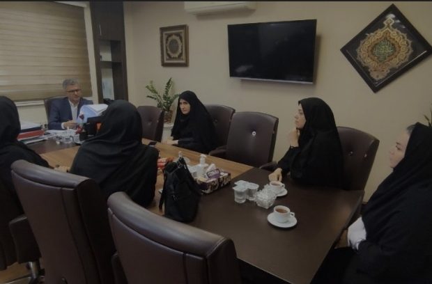 حمایت از ماماها در راستای تحقق جوانی جمعیت است