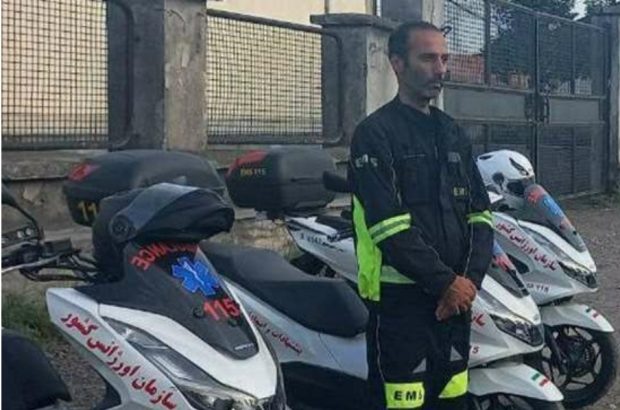 انتقال کودک یک ساله دچار سوختگی توسط اورژانس گیلان انتقال کودک یک ساله دچار سوختگی توسط اورژانس گیلان