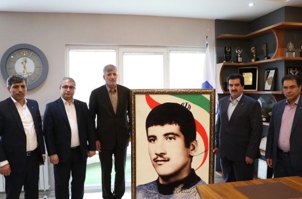 دیدار مدیرعامل بانک رفاه کشور با مدیرعامل شرکت سیمان خزر دیدار مدیرعامل بانک رفاه کشور با مدیرعامل شرکت سیمان خزر