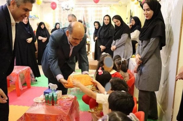 دیدار صمیمانه استاندار گیلان با فرزندان تحت حمایت بهزیستی در خانه شبانه روزی ترنم امید رشت دیدار صمیمانه استاندار گیلان با فرزندان تحت حمایت بهزیستی در خانه شبانه روزی ترنم امید رشت