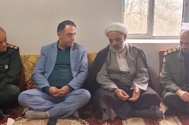 بازدید از پروژه آسفالت راه ارتباطی روستای شوئیل / تأکید بر همدلی برای حل مشکلات مردم بازدید از پروژه آسفالت راه ارتباطی روستای شوئیل / تأکید بر همدلی برای حل مشکلات مردم