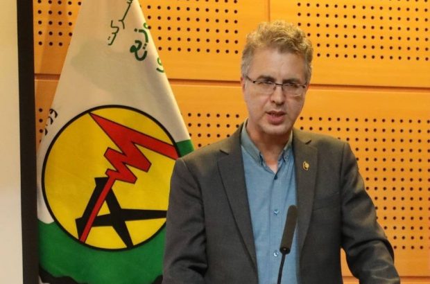 كشف دستگاه های استخراج غیر قانونی رمزارز در انبارك تعاونی مربوط به یكی از ادارات دولتی توابع رشت كشف دستگاه های استخراج غیر قانونی رمزارز در انبارك تعاونی مربوط به یكی از ادارات دولتی توابع رشت