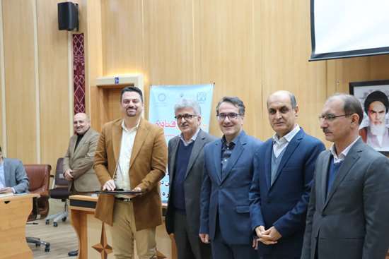 تجلیل از پژوهشگران و فناوران برتر نظام سلامت گیلان تجلیل از پژوهشگران و فناوران برتر نظام سلامت گیلان