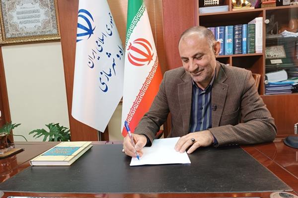 پیام مدیرکل راه و شهرسازی استان گیلان بمناسبت گرامیداشت هفته حمل و نقل، رانندگان و راهداری پیام مدیرکل راه و شهرسازی استان گیلان بمناسبت گرامیداشت هفته حمل و نقل، رانندگان و راهداری