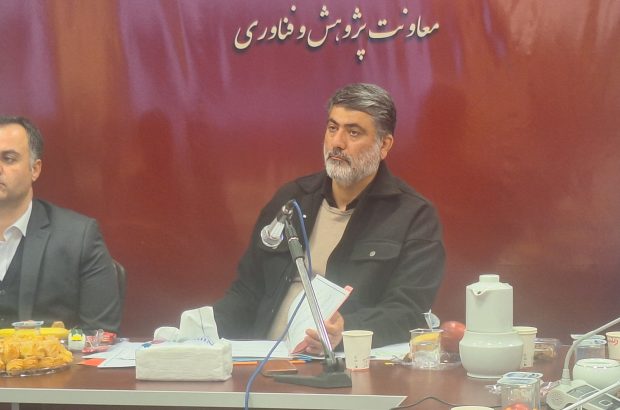 از سرانه تولید ۷۰۰گرم زباله توسط شهرنشینان ایرانی تا تولید ۳۰ گرم زباله در شهرهای کشورهای اروپایی به صورت روزانه / عدم حمایت دستگاه قضا با شهرداریها در برخورد با زباله گرد/ تشابه معضلات پسماند در همه شهرها/ زباله یکی از اموال شهرداریهاست از سرانه تولید ۷۰۰گرم زباله توسط شهرنشینان ایرانی تا تولید ۳۰ گرم زباله در شهرهای کشورهای اروپایی به صورت روزانه / عدم حمایت دستگاه قضا با شهرداریها در برخورد با زباله گرد/ تشابه معضلات پسماند در همه شهرها/ زباله یکی از اموال شهرداریهاست