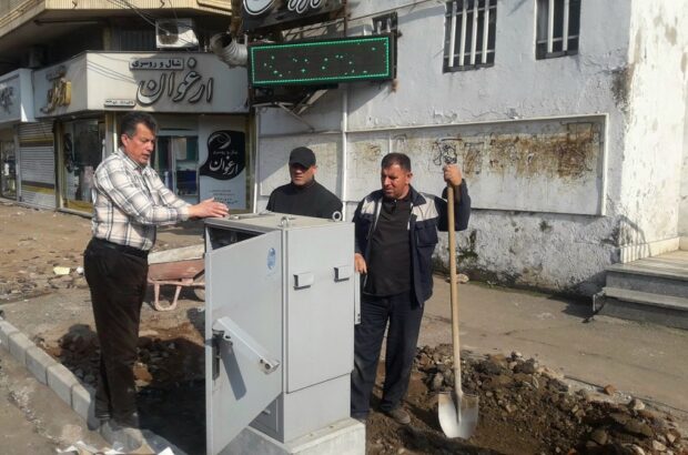 اجرای پروژه فیبرنوری در خیابان شهید مطهری کلانشهر رشت اجرای پروژه فیبرنوری در خیابان شهید مطهری کلانشهر رشت