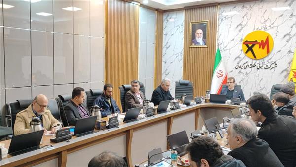 اكیپ های عملیاتی با رصد كردن شرایط جوی خاص استان، برق مطمئن و پایدار هم استانی های عزیز را تأمین می كنند اكیپ های عملیاتی با رصد كردن شرایط جوی خاص استان، برق مطمئن و پایدار هم استانی های عزیز را تأمین می كنند