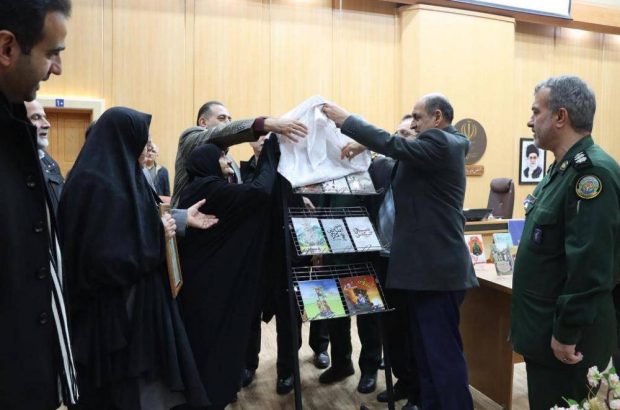 ۴۶ عنوان کتاب دفاع مقدس و مقاومت رونمایی شد ۴۶ عنوان کتاب دفاع مقدس و مقاومت رونمایی شد