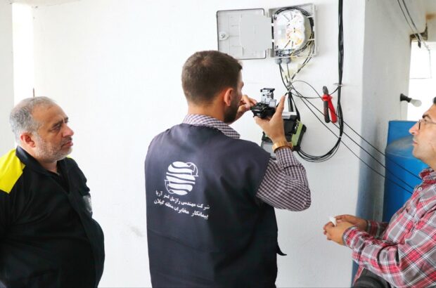 ادامه اجرای عملیات پروژه فیبرنوری در شهرستان بندرانزلی ادامه اجرای عملیات پروژه فیبرنوری در شهرستان بندرانزلی