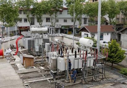 پروژه افزایش ظرفیت پست GIS لاهیجان یك با ارزش 100 میلیارد تومان به بهرهبرداری رسید. پروژه افزایش ظرفیت پست GIS لاهیجان یك با ارزش ۱۰۰ میلیارد تومان به بهرهبرداری رسید.