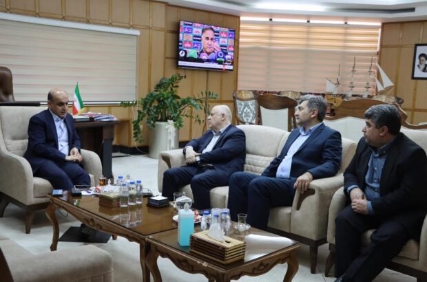 با برنامه ریزی شركت توزیع برق استان ۶۰۰۰ كیلومتر دیگر از شبكههای فرسوده گیلان اصلاح و بازسازی خواهد شد با برنامه ریزی شركت توزیع برق استان ۶۰۰۰ كیلومتر دیگر از شبكههای فرسوده گیلان اصلاح و بازسازی خواهد شد