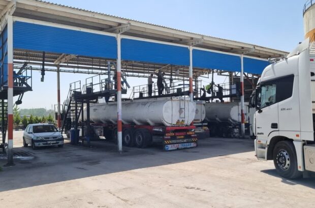 ترخیص محموله روغن خام خوراكی از بندر كاسپین منطقه آزاد انزلی ترخیص محموله روغن خام خوراكی از بندر كاسپین منطقه آزاد انزلی