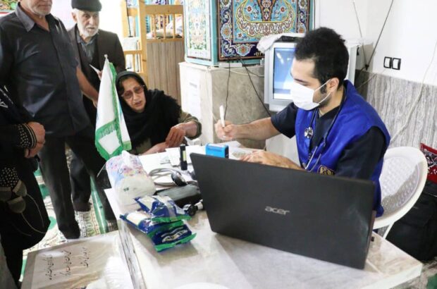 برگزاری میز خدمت و ویزیت رایگان پزشکی در روستاهای محدوده منطقه آزاد انزلی به مناسبت گرامیداشت شهدای خدمت برگزاری میز خدمت و ویزیت رایگان پزشکی در روستاهای محدوده منطقه آزاد انزلی به مناسبت گرامیداشت شهدای خدمت