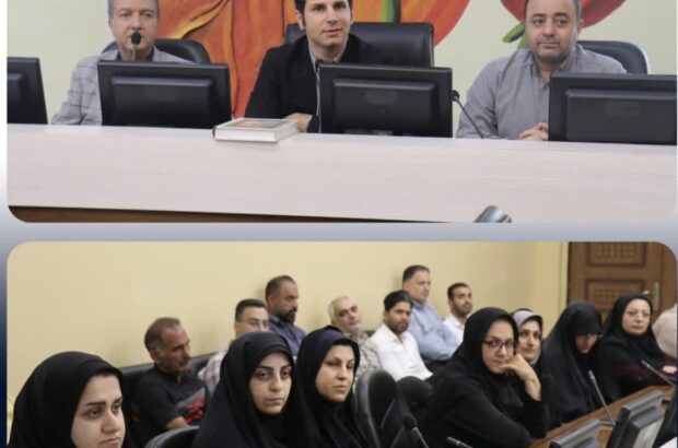 آخرین دیدار دکتر صادقپور با پرسنل شهرداری لنگرود پس از استعفا آخرین دیدار دکتر صادقپور با پرسنل شهرداری لنگرود پس از استعفا