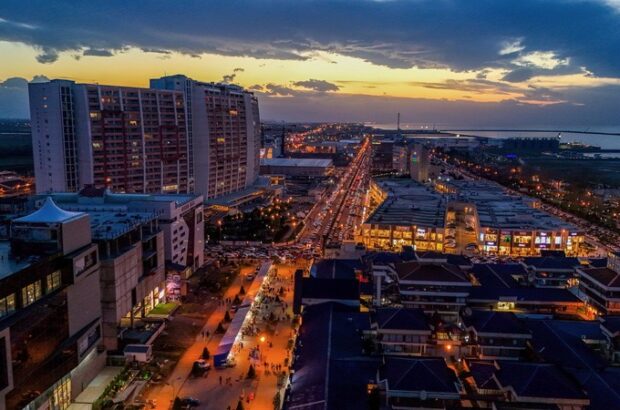 حضور افزون بر یك میلیون نفر، ورود بیش از ۱۵۰ هزار خودرو