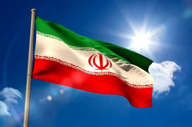 بزرگداشت روز ملی پرچم، نشانه وفاداری به آرمان‌های انقلاب اسلامی است