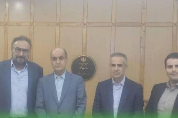 نشست صمیمانه استاندار گیلان با سرپرست شهرداری و رییس شورای شهر بندرکیاشهر