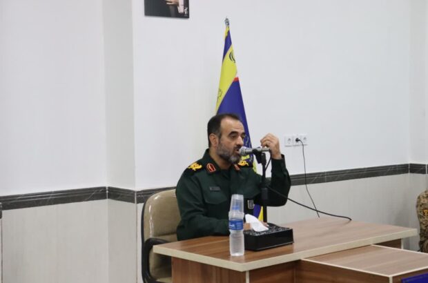 ولایت فقیه متصل به نصرت الهی و مردم متصل به ولایت فقیه مولفه اصلی قدرت ایران اسلامی است