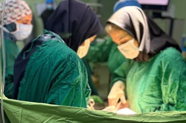 تولد نوزاد دختر با همکاری مشترک مراکز آموزشی و درمانی الزهرا (س) و حشمت رشت تولد نوزاد دختر با همکاری مشترک مراکز آموزشی و درمانی الزهرا (س) و حشمت رشت