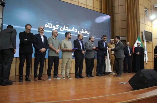 دومین جشنواره‌ی شعر و داستان دانشگاه‌های آزاد اسلامی کشور در رشت به خط پایان رسید