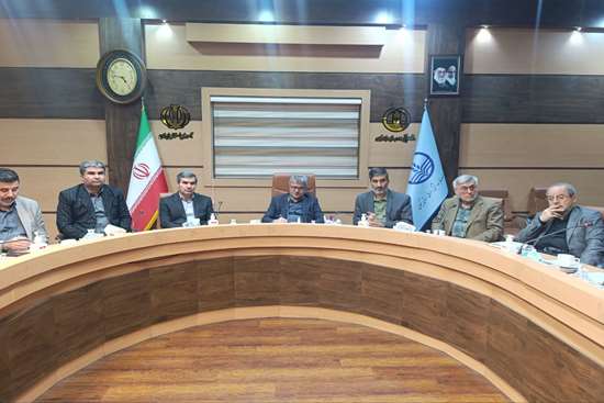 هیچ عبادتی بالاتر از خدمت به مردم نیست