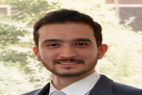 درخشش دستیار ارتودانتیکس دانشکده دندانپزشکی گیلان در چهل‌ویکمین آزمون بورد تخصصی