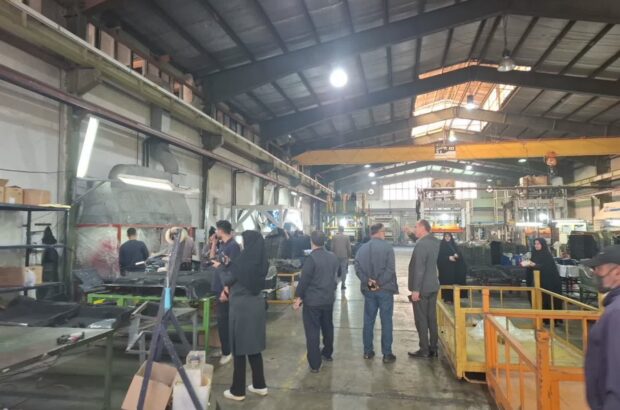 تعهد و کارآمدی کارگران، رمز ماندگاری شمال پلاستیک / هیچ وقت طناب تولید پاره نشد تعهد و کارآمدی کارگران، رمز ماندگاری شمال پلاستیک / هیچ وقت طناب تولید پاره نشد