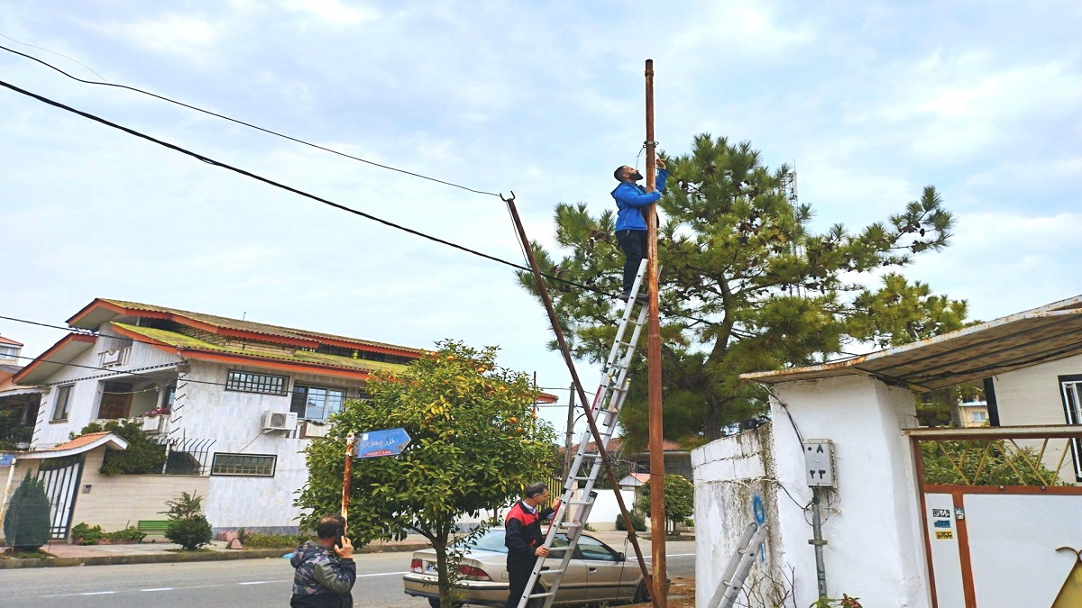 بهبود کیفیت خدمات ارتباطی با توسعه شبکه فیبرنوری در خیابان دریا کلاچای